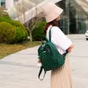 MochilasMochila de piel - con tachuelas decorativas - gran capacidad