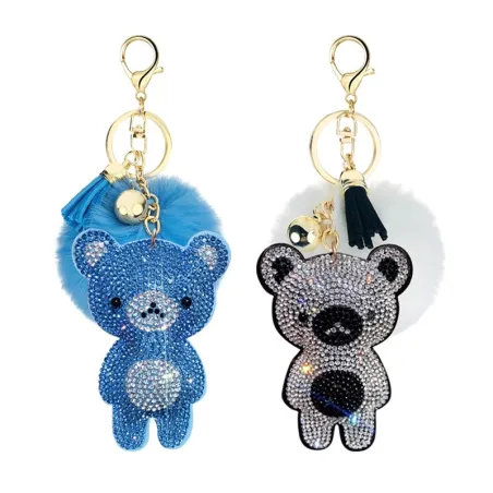 Ourson en cristal avec pompon en fourrure - porte-clés
