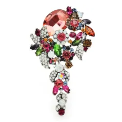 BrochesBroche elegante con flores de cristal