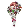 BrochesBroche elegante con flores de cristal