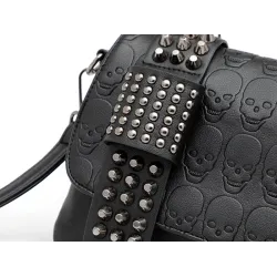 Mała torebka na ramię - styl punk - drukowane czaszki - nityTorebki