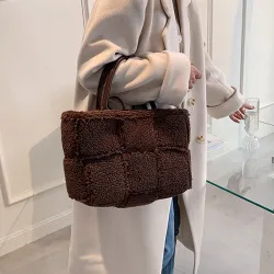 Bolsos de manoBolso de mano de felpa de moda - gran capacidad