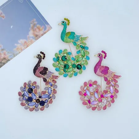 Broche paon en cristal