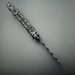 Foldable tactical knife - chain designKnives & Multitools