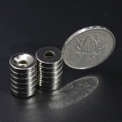 N35 - aimant néodyme - disque rond puissant - 12 mm * 3 mm - avec trou de 4 mm
