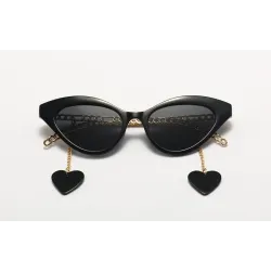 Gafas de solGafas de sol estilo ojo de gato - con cadena / corazón