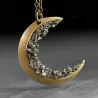 Pendentif croissant de lune avec collier - cristaux concassés