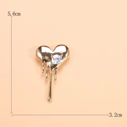 BrochesBroche en forma de corazón con circonitas