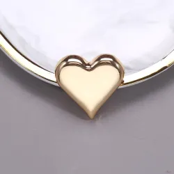 Broche clássico em forma de coração