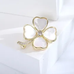 Broche trèfle à quatre feuilles - coquillage / cristal