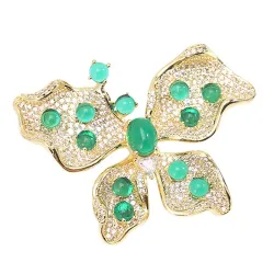 Broche en forme de papillon avec cristaux