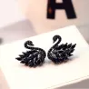 AretesPendientes en forma de cisne