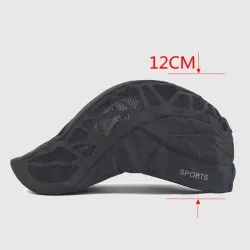 Cappellino con visiera alla moda - stile strillone - con rete - unisex