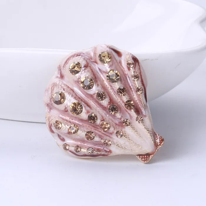 Concha de cristal - broche elegante