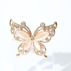 Kryształowa broszka w kształcie motylaBroszki
