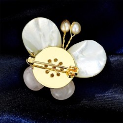 Perleskall sommerfugl - med krystaller / perler
