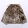 ChaquetasCálida chaqueta de cuero con pelo.