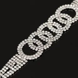 Bracelet en argent luxueux avec cristaux