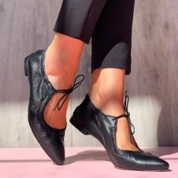 Eleganta platta skor i läder - snörning