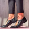 Elegant leather flat shoes - lace upShoes