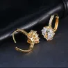 Boucles d'oreilles luxueuses avec cristaux
