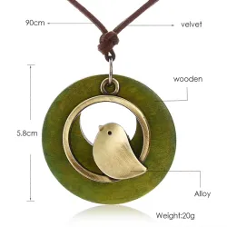 Pendentif en bois avec oiseau - collier corde