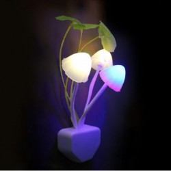 LED nattlampa - väggkontakt - färgglada svampar / lotusblomma