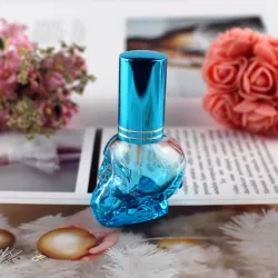 Glass perfume bottle - empty container - with atomizer - skull shape - 8mlPerfumes