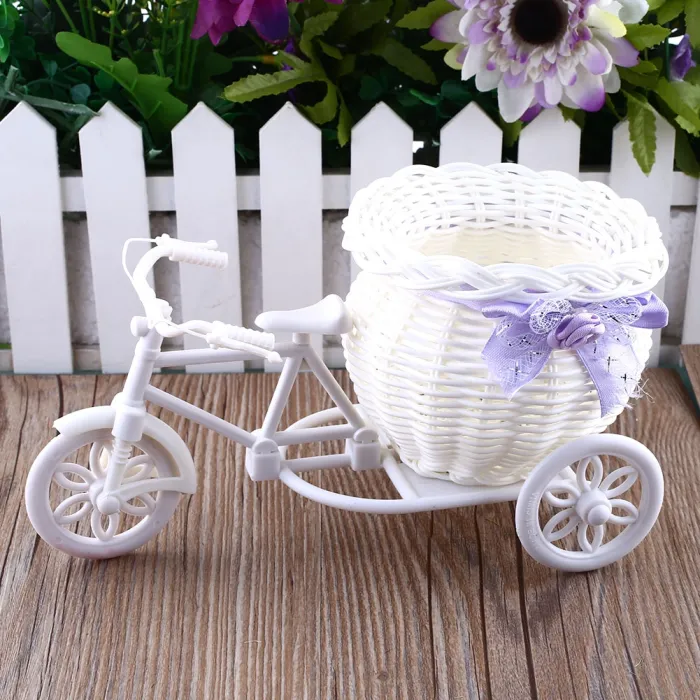 Bicicletta bianca in plastica - cesto portafiori decorativo - contenitore