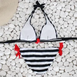 Ensemble de bikini rayé sexy