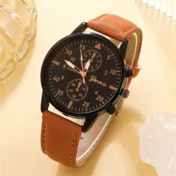 Lyxig Quartz klocka - med läderarmband - set
