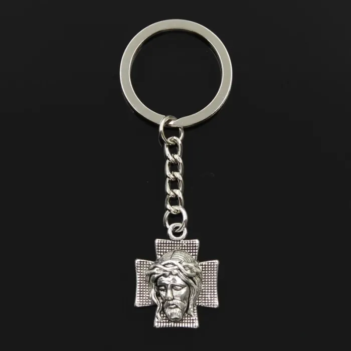 Kors med Jesus - nøkkelring i metall