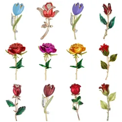 Blomformad brosch - rosor / tulpaner
