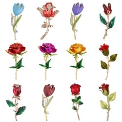 Blomsterformet broche - roser / tulipaner