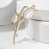 Hvid tulipanformet broche - med krystaller