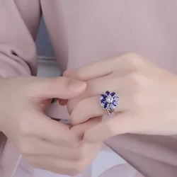 AnillosElegante anillo de plata - flor de cristal