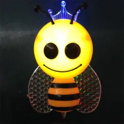 LED nattlys - veggplugg - med sensor - tegneseriebi