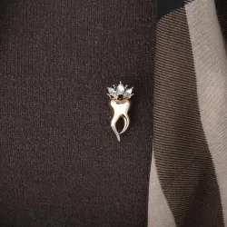 Dent avec couronne de cristal - broche