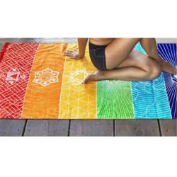 Rainbow Chakra - vegghengt håndkle - stripete teppe