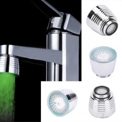 LED Light Temperature Sensor Kitchen Water Tap Faucet (käytetty)