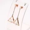 Triangle Pearl Drop Earrings Näytä tarkat tiedot