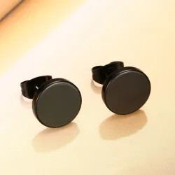 Black & Silver Stud Earrings Näytä tarkat tiedot