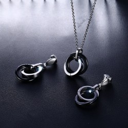 Czarne ceramiczne okrągłe kolczyki i naszyjnik - zestaw biżuteriiKomplety Biżuterii