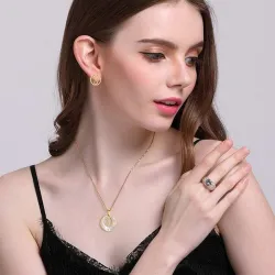 Pyöreä Pearl & Gold Jewellery Set