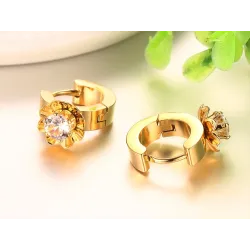 AretesPendientes de oro con zirconia
