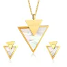 Lähellä hotellia Love & Triangle Stylish Jewelry Set