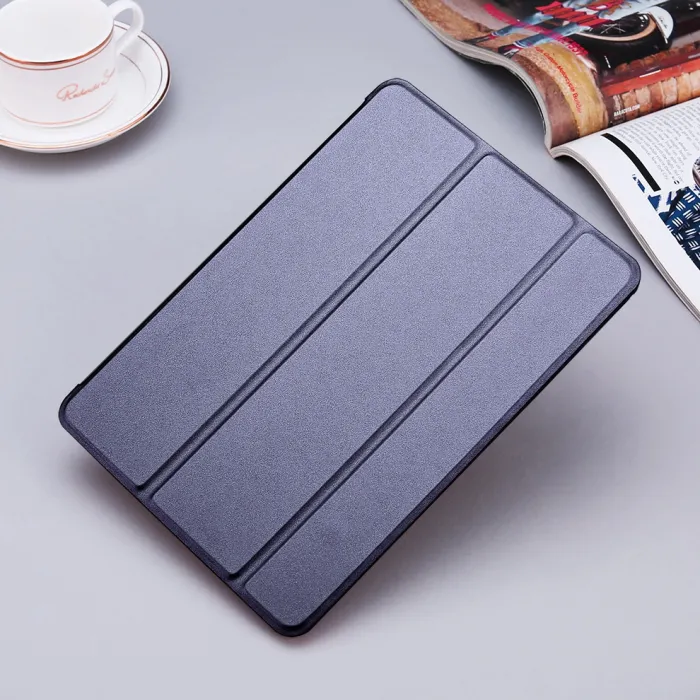 iPad Pro 10.5 inch Ultra Slim Leather Smart Cover Magnetic CaseBeschermhoes