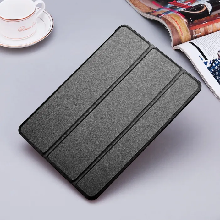 iPad Pro 10.5 inch Ultra Slim Leather Smart Cover Magnetic CaseBeschermhoes