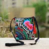 Etninen mini olkapää kirjotettu crossbody laukku