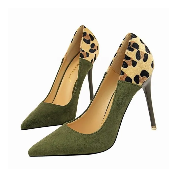 Suede hohe Fersenpumpen